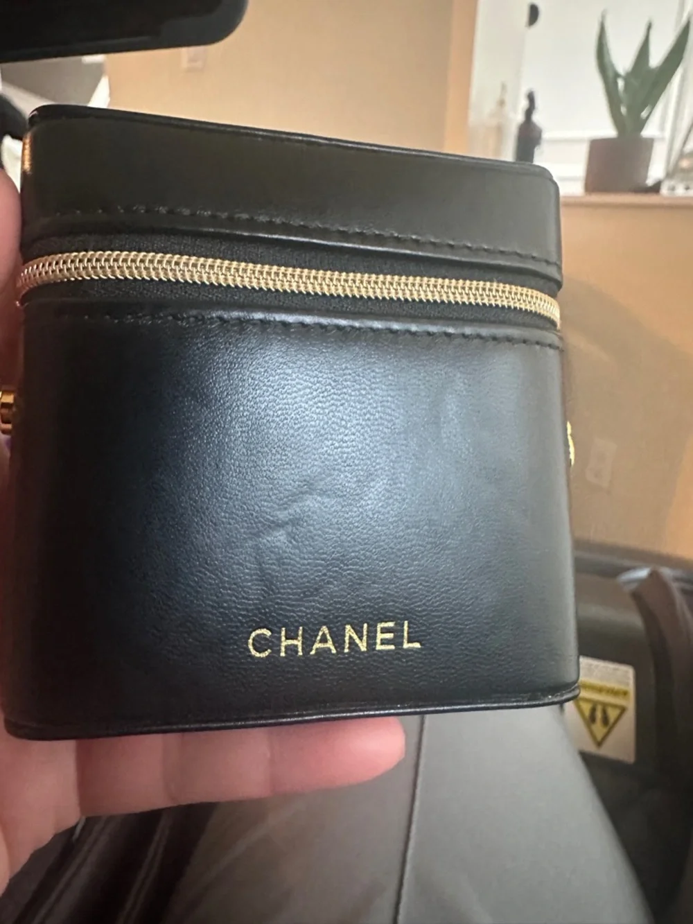 GWP Lipstick Case from Chanel - Picture 5 of 16